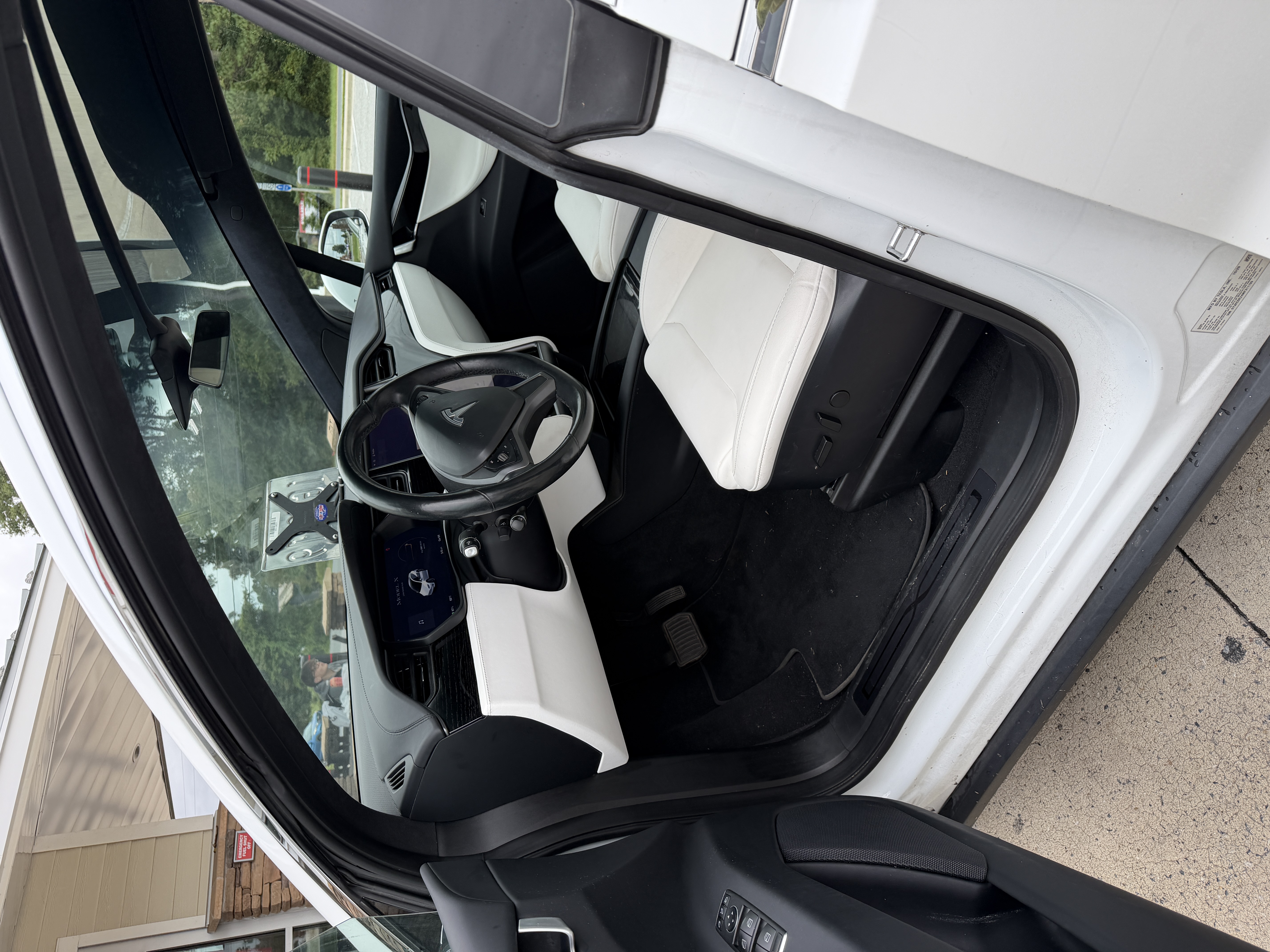 Used 2021 Tesla Model X Long Range AWD/4WD image 12