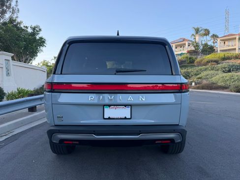 Used 2023 Rivian R1S Adventure AWD/4WD image 6