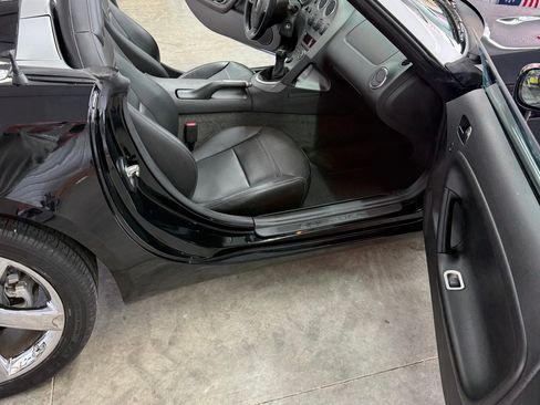 Used 2008 Pontiac Solstice Convertible w/ Premium Package RWD image 13