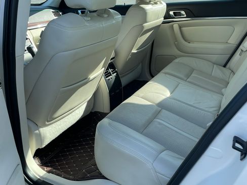 Used 2009 Lincoln MKS FWD image 14