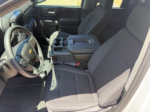 Used 2024 Chevrolet Silverado 2500 W/T w/ WT Convenience Package AWD/4WD image 15