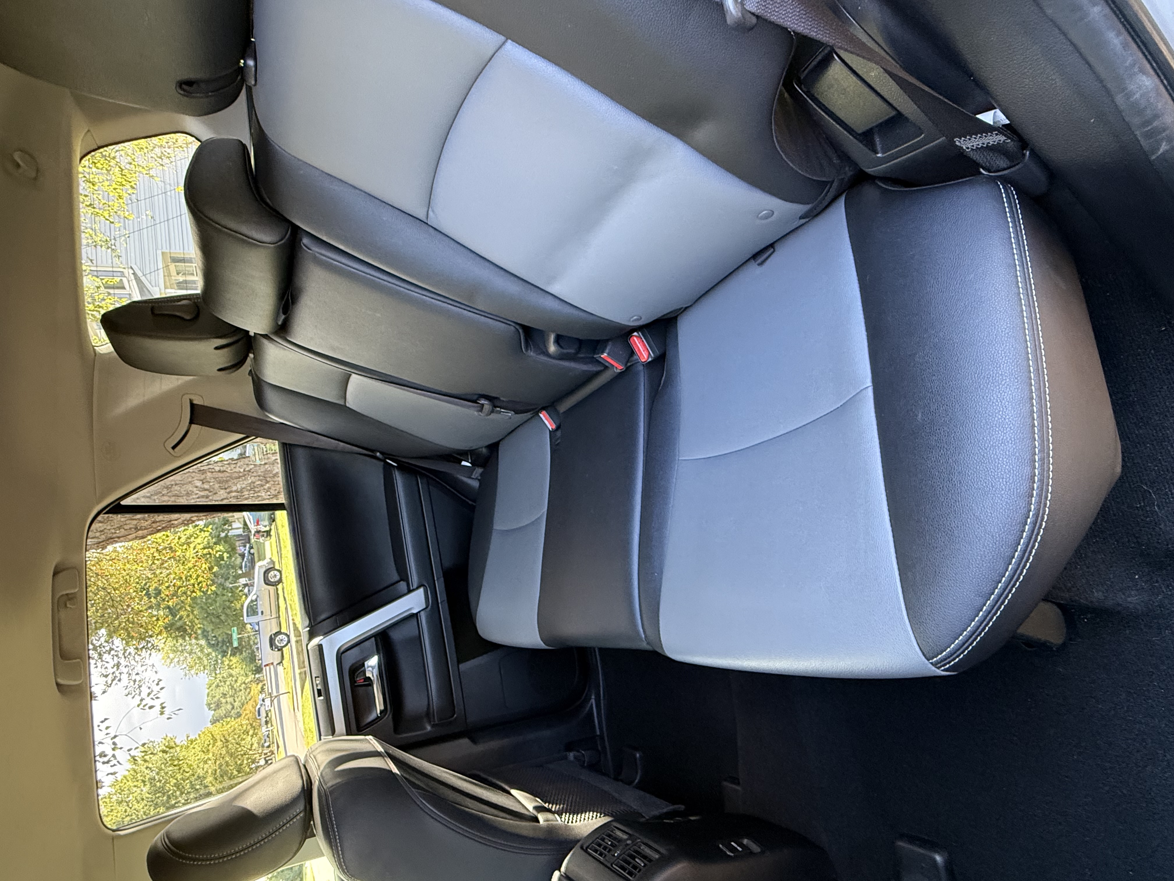Used 2019 Toyota 4Runner SR5 Premium w/ Wilderness Package AWD/4WD image 19