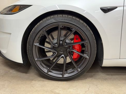 Used 2025 Tesla Model 3 Performance AWD/4WD image 2