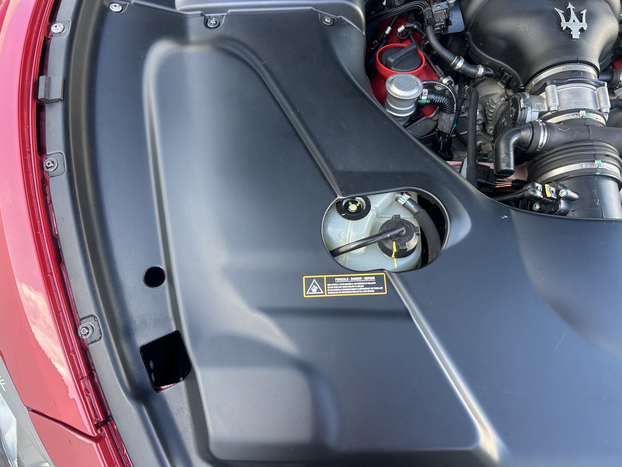 Used 2013 Maserati GranTurismo Sport RWD image 14