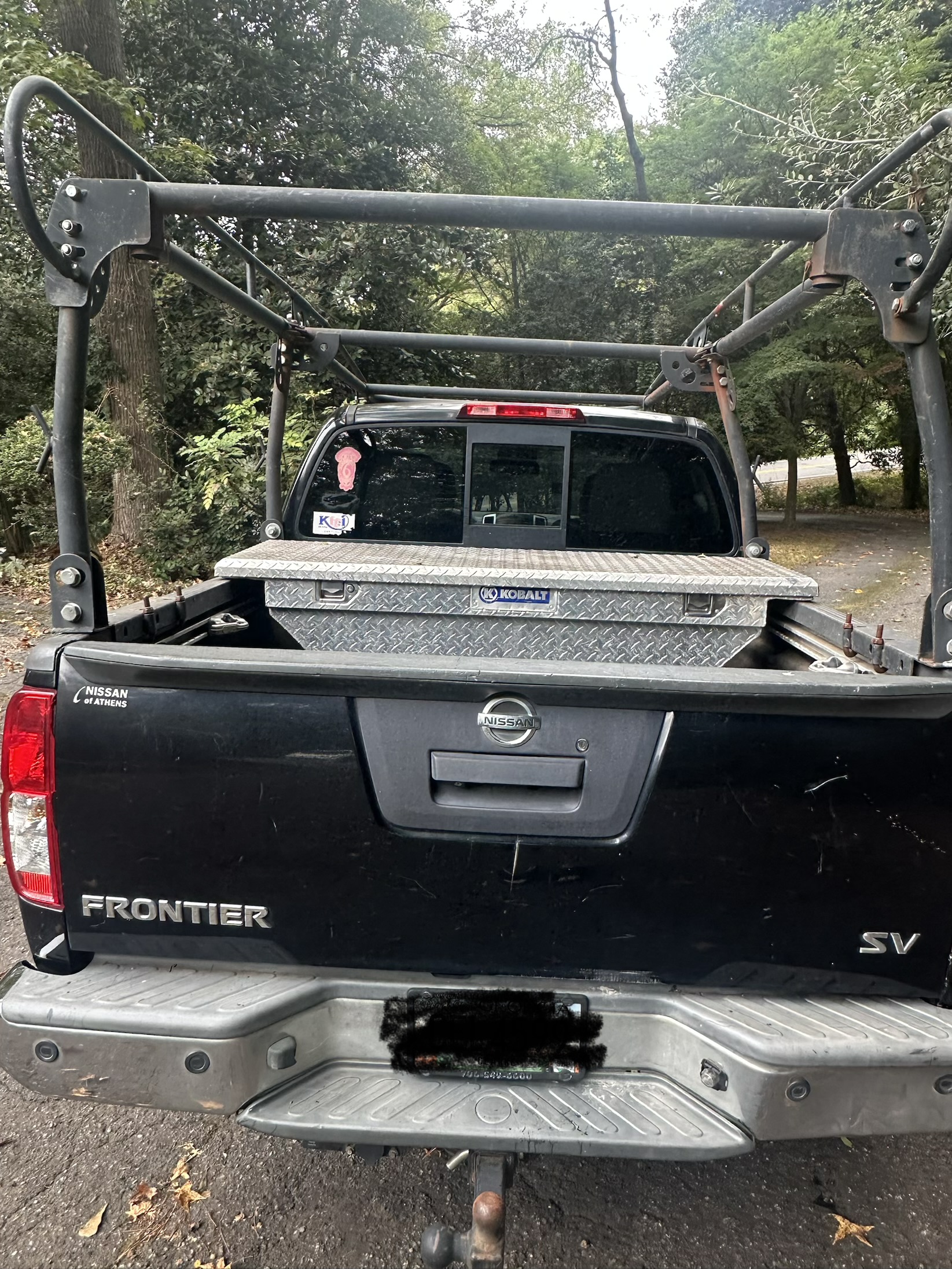 Used 2016 Nissan Frontier SV w/ SV Value Truck Package RWD image 10