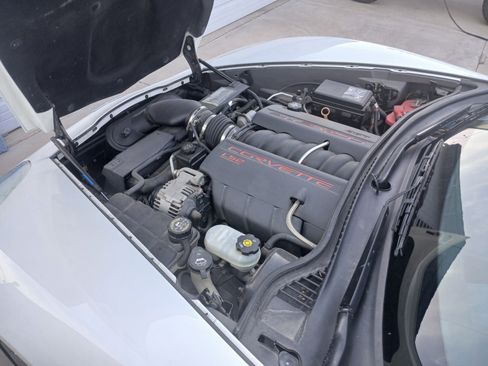 Used 2007 Chevrolet Corvette Convertible w/ Preferred Equipment Group RWD image 16