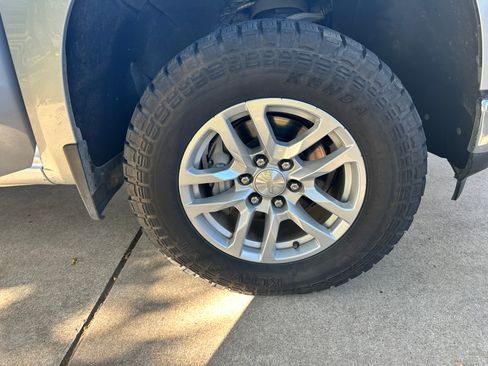 Used 2019 Chevrolet Silverado 1500 LTZ w/ LTZ Convenience Package image 20