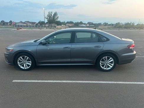 Used 2021 Volkswagen Passat 2.0T S FWD image 9