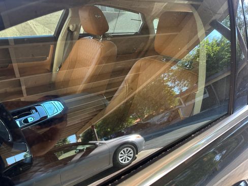 Used 2019 Jaguar XJ L Supercharged RWD image 4