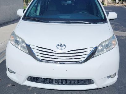 Used 2015 Toyota Sienna LE