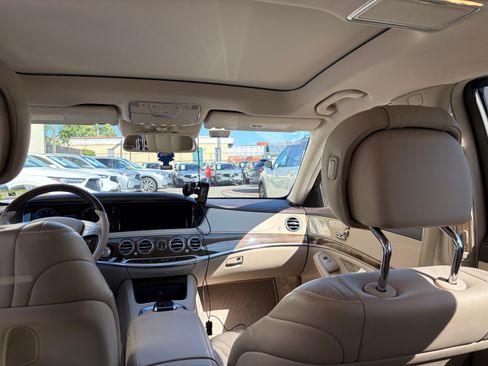 Used 2015 Mercedes-Benz S 550 4MATIC Sedan image 10