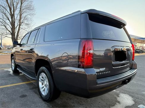 Used 2017 Chevrolet Suburban LT w/ Max Trailering Package image 5