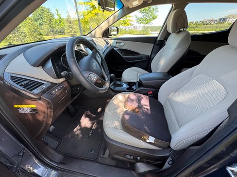 Used 2018 Hyundai Santa Fe Sport w/ 2.4L Value Package 02 AWD/4WD image 9
