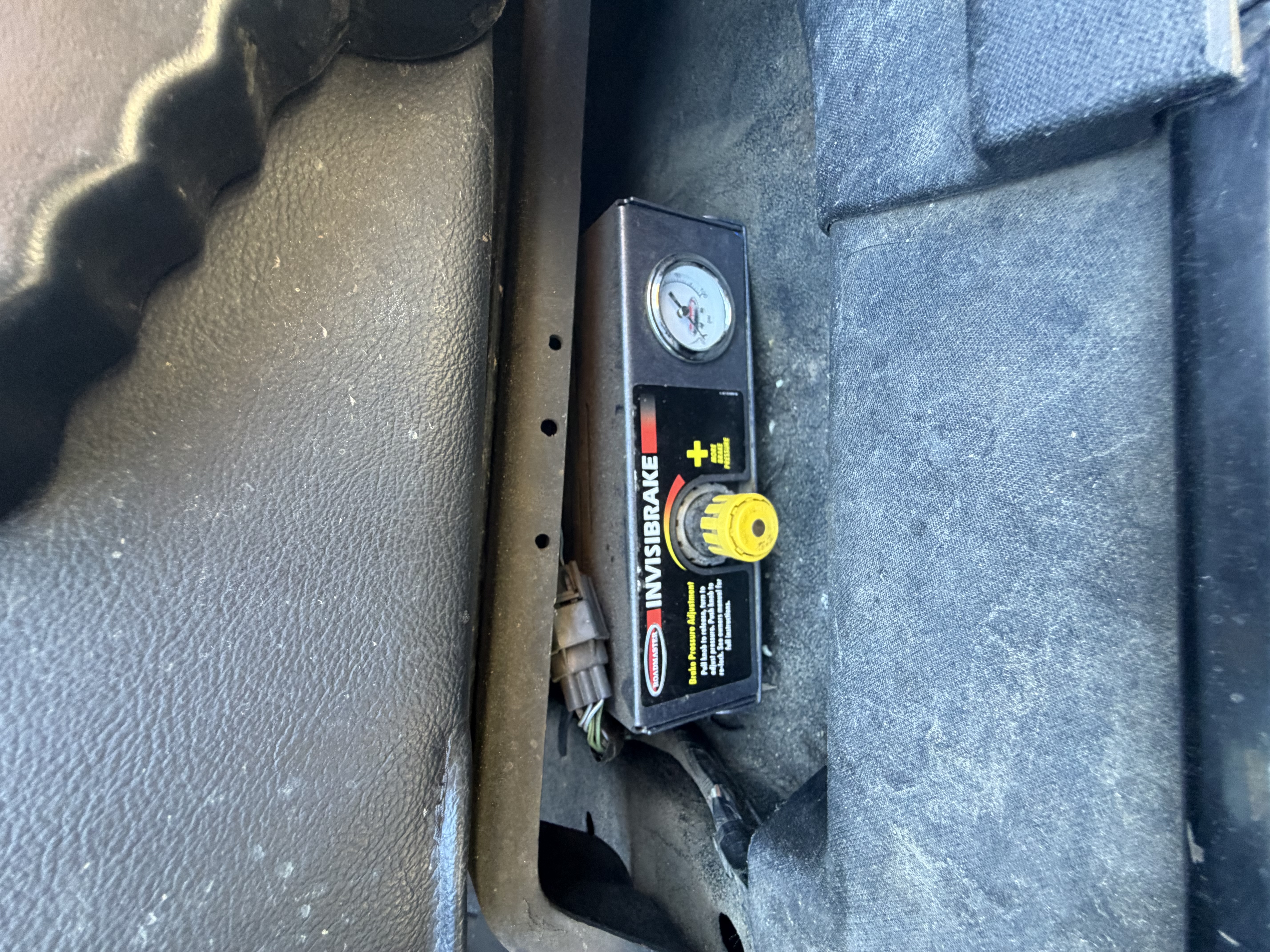 Used 2014 Jeep Wrangler Unlimited Rubicon w/ Max Tow Package AWD/4WD image 13