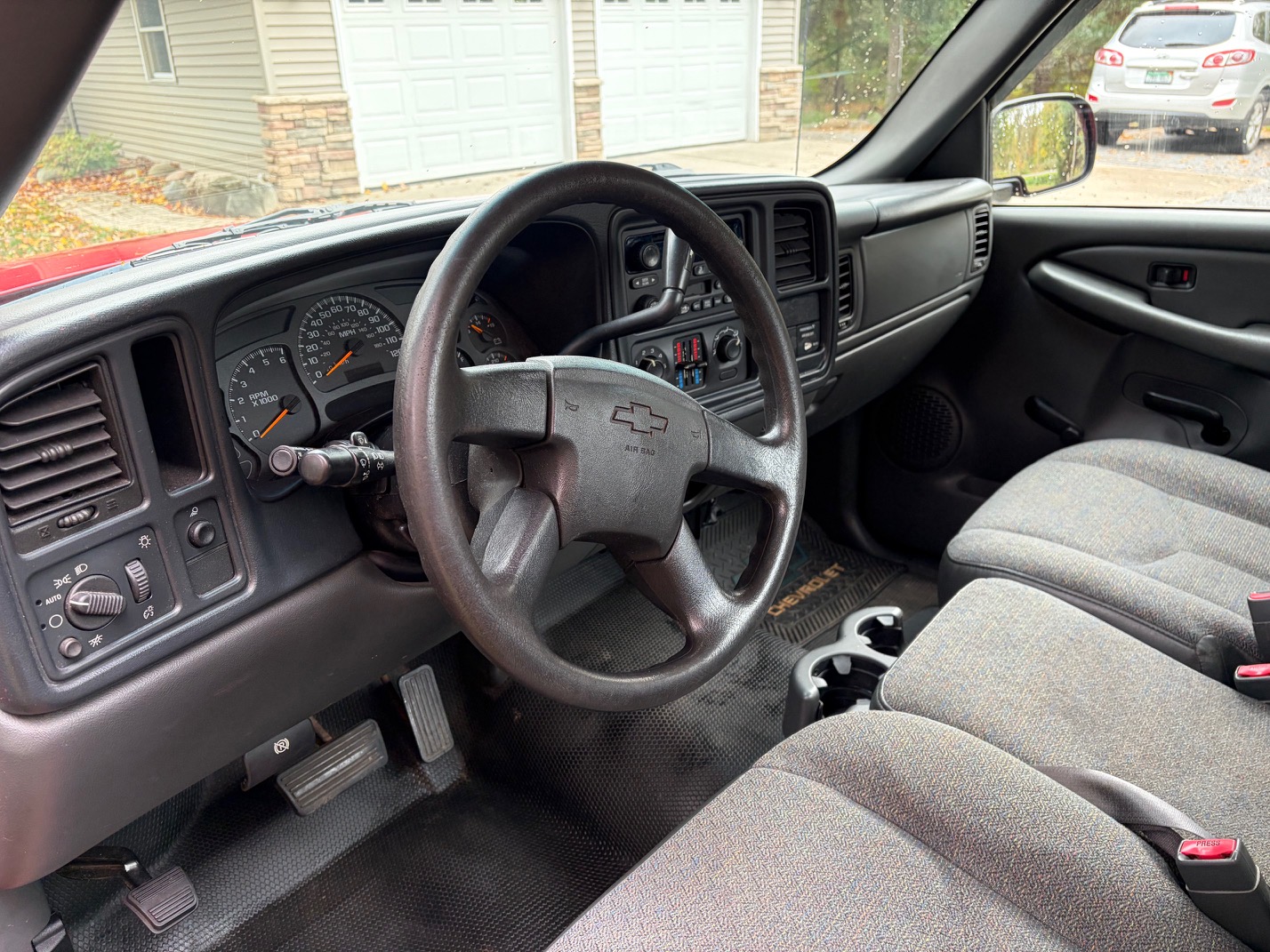 Used 2003 Chevrolet Silverado 1500 W/T RWD image 11