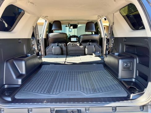 Used 2021 Toyota 4Runner TRD Off-Road Premium w/ Moonroof Package AWD/4WD image 12