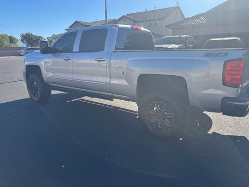 Used 2015 Chevrolet Silverado 2500 LT w/ LT Convenience Package image 5