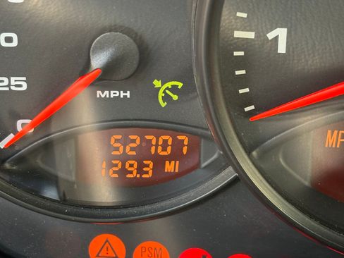 Used 2001 Porsche 911 Carrera 4 image 15