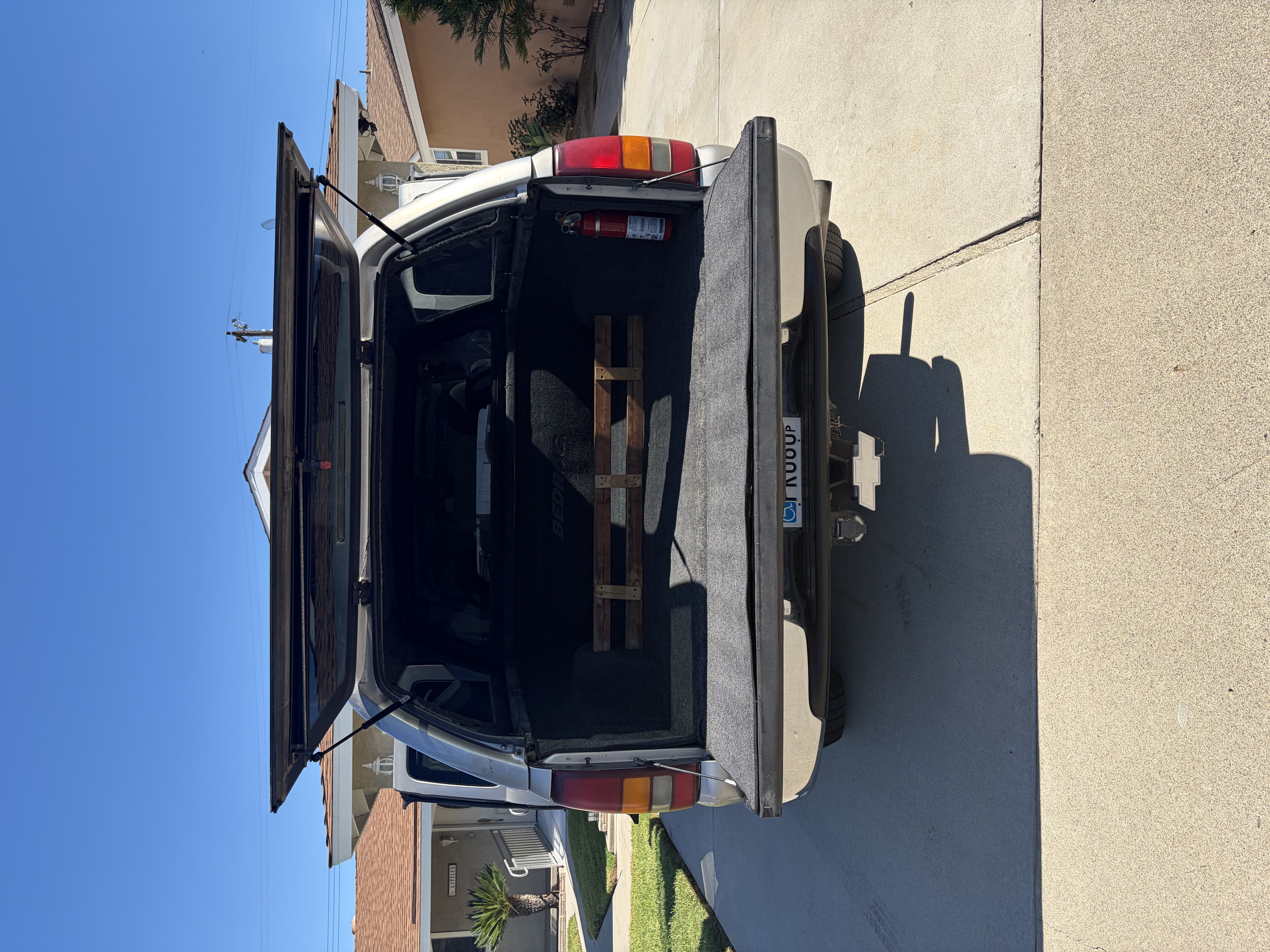 Used 2001 Chevrolet Silverado 1500 LS w/ Firm Ride Suspension Pkg RWD image 6