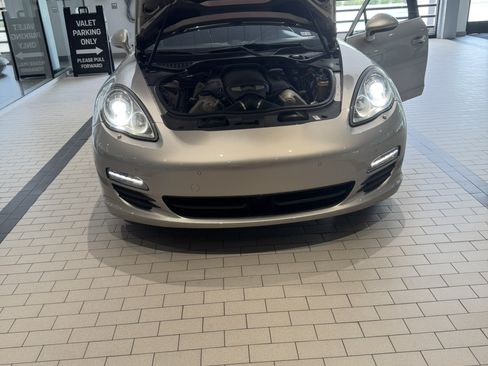 Used 2010 Porsche Panamera 4S AWD/4WD image 20