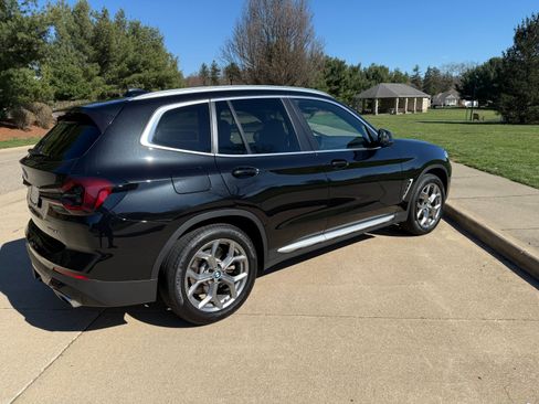Used 2023 BMW X3 xDrive30i w/ Premium Package image 11