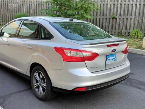 Used 2012 Ford Focus SE image 6