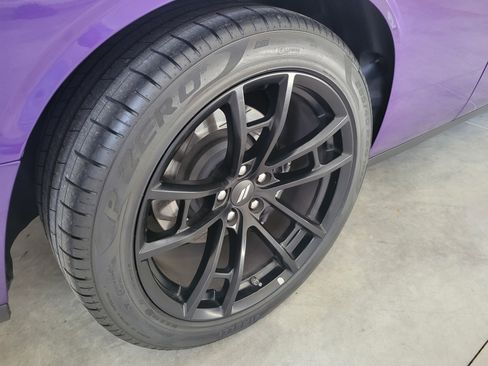 Used 2019 Dodge Challenger R/T Scat Pack w/ Shaker Package RWD image 13