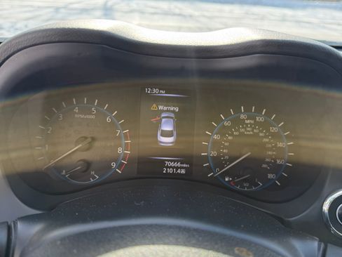 Used 2018 INFINITI Q50 Sport image 17