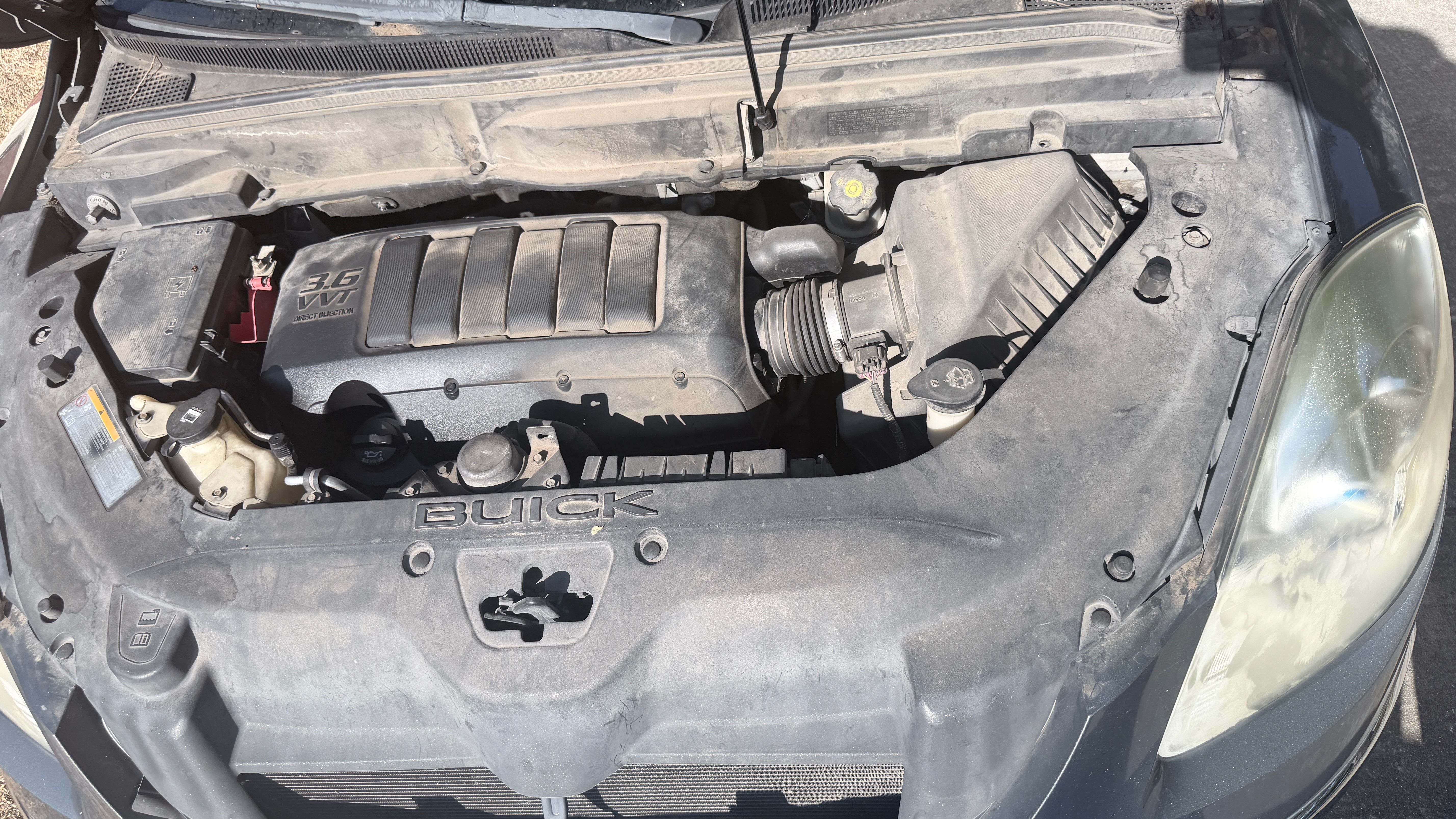Used 2011 Buick Enclave CXL FWD image 26