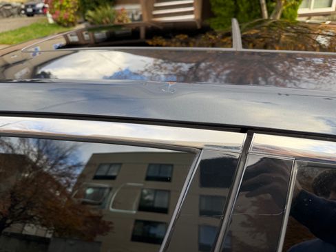 Used 2016 Chrysler 300 C image 18