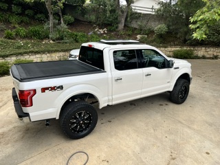 Used 2016 Ford F150 Lariat w/ Equipment Group 502A Luxury AWD/4WD image 5