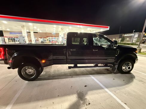 Used 2019 Ford F450 Lariat w/ Lariat Ultimate Package AWD/4WD image 10