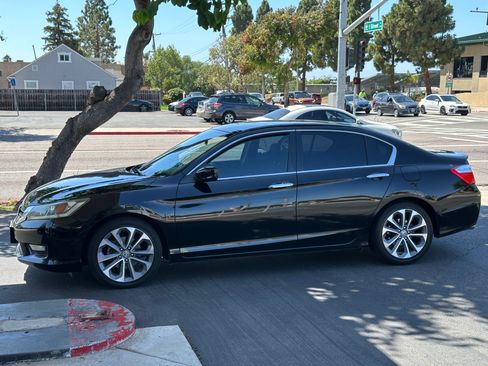 Used 2015 Honda Accord Sport image 1