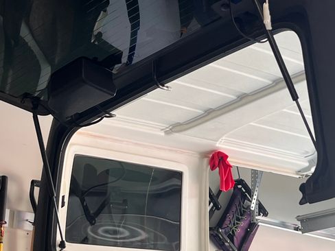 Used 2011 Jeep Wrangler Unlimited Sport image 13