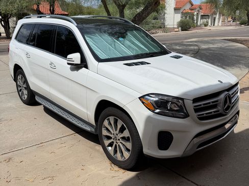 Used 2018 Mercedes-Benz GLS 450 4MATIC image 2