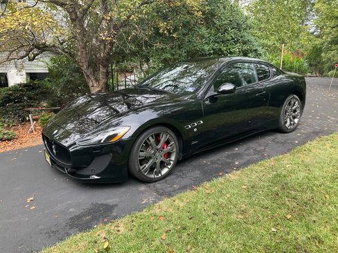 Used 2014 Maserati GranTurismo MC image 4