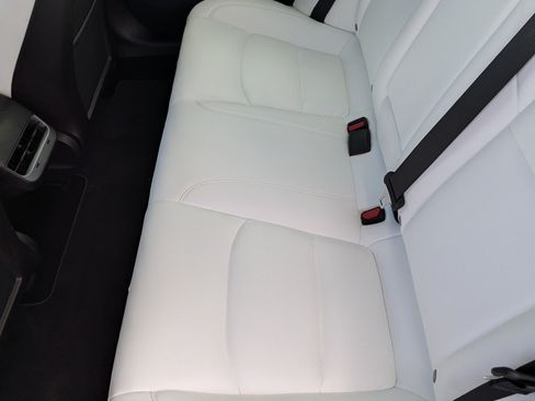 Used 2019 Tesla Model 3 Long Range image 10