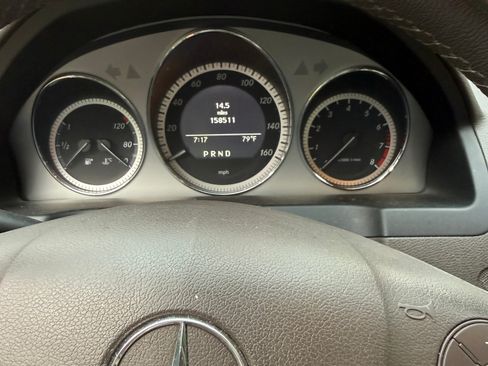 Used 2011 Mercedes-Benz C 300 4MATIC Sedan image 15