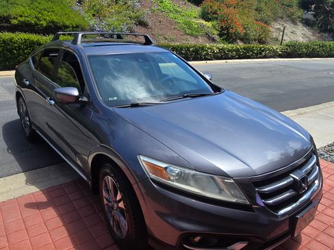 Used 2015 Honda Crosstour EX-L image 4