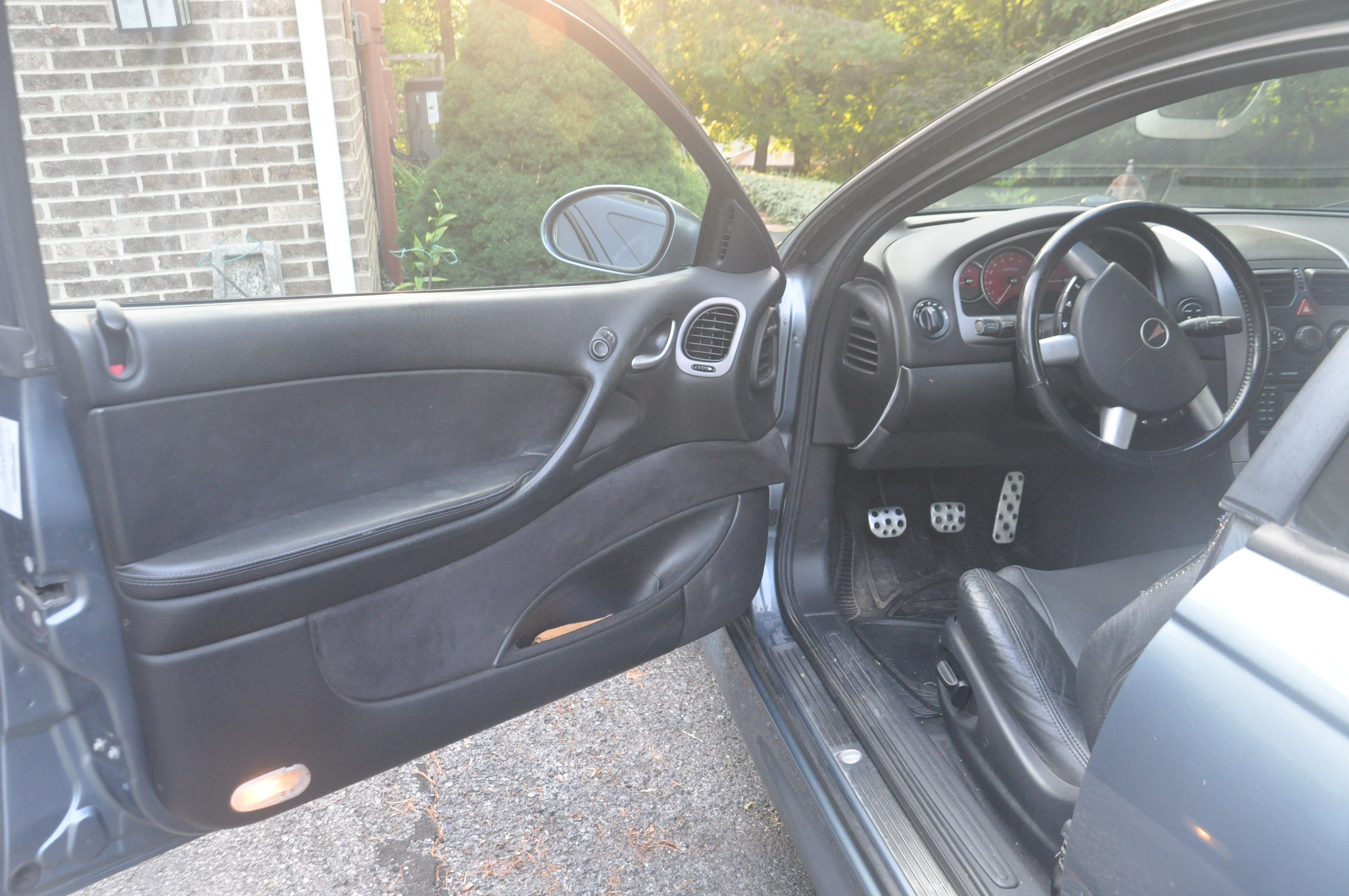 Used 2005 Pontiac GTO RWD image 12