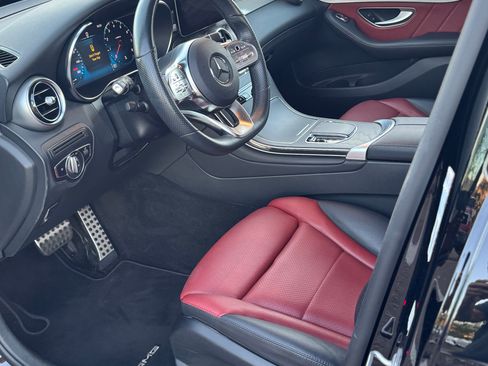 Used 2022 Mercedes-Benz GLC 300 image 5