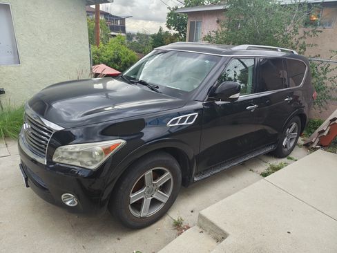 Used 2012 INFINITI QX56 4WD w/ Deluxe Touring Pkg image 1