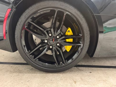 Used 2019 Chevrolet Corvette Stingray Coupe w/ LPO, Stingray Logo Package image 12