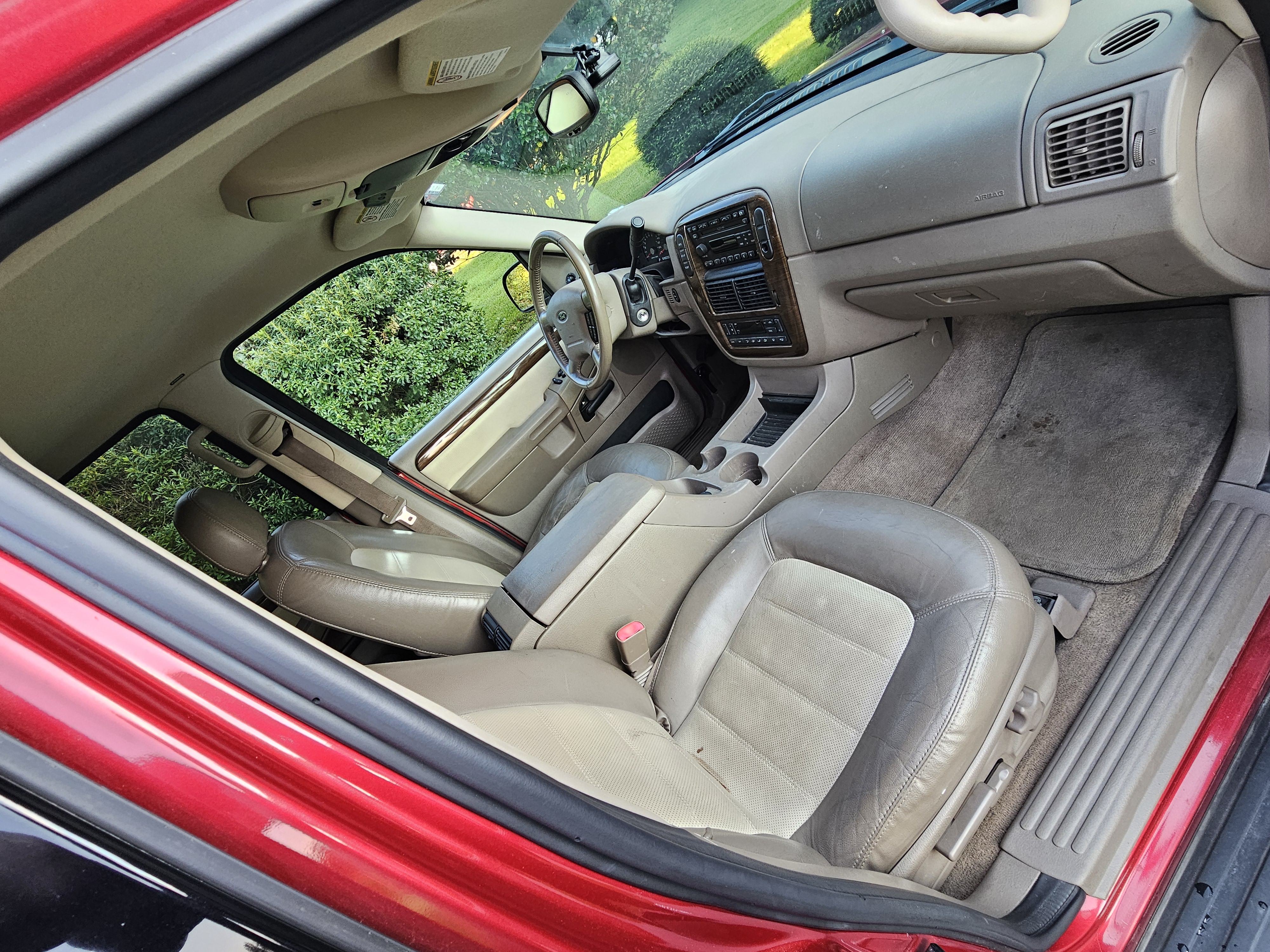 Used 2004 Ford Explorer Eddie Bauer RWD image 13