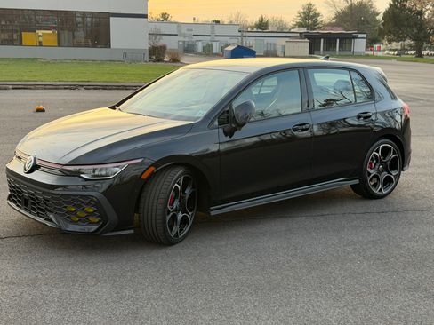 Used 2025 Volkswagen GTI Autobahn image 15
