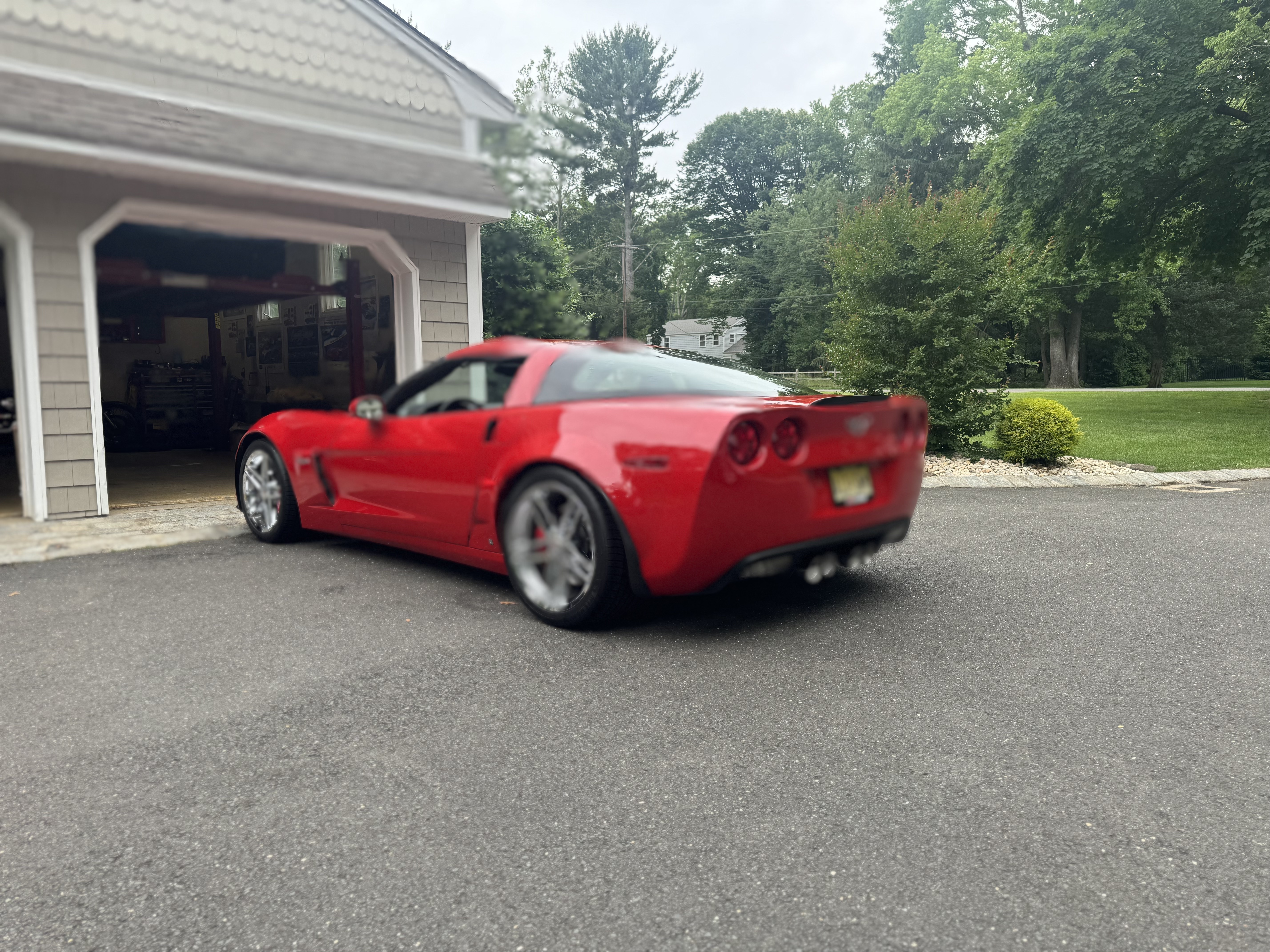 Used 2007 Chevrolet Corvette Z06 w/ Preferred Equipment Group RWD image 4