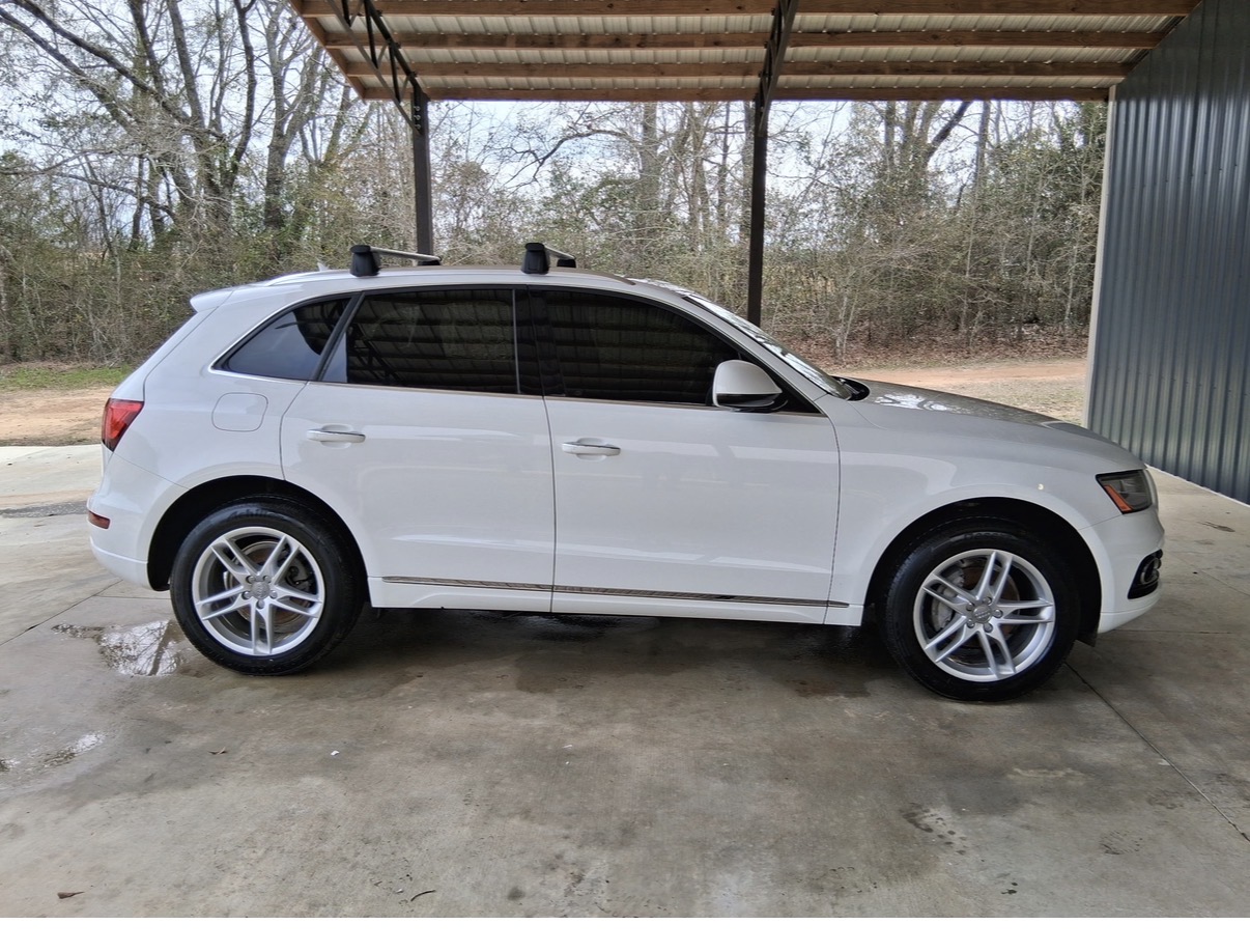 Used 2017 Audi Q5 2.0T Premium AWD/4WD image 1