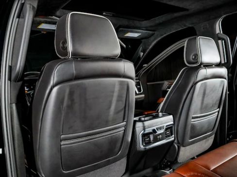 Used 2024 GMC Sierra 2500 Denali Ultimate image 24