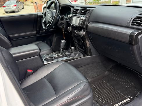 Used 2016 Toyota 4Runner Trail Premium AWD/4WD image 14
