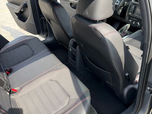 Used 2013 Volkswagen Jetta GLI image 14